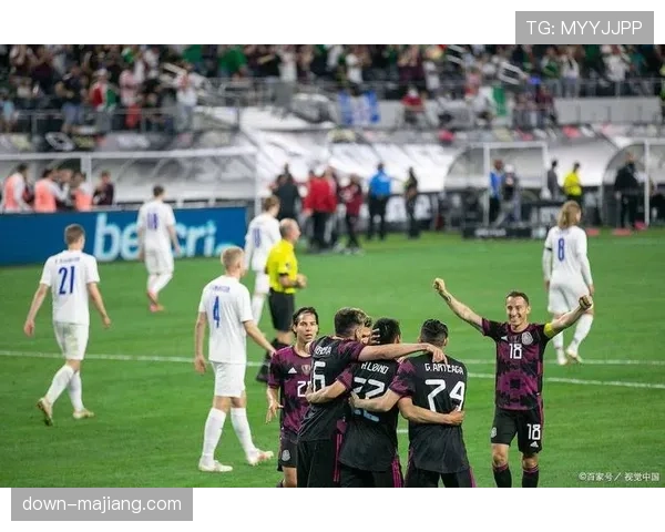 一项针对德甲球迷的调查显示，超过六成球迷认为比赛观赏性因防守战术而下降